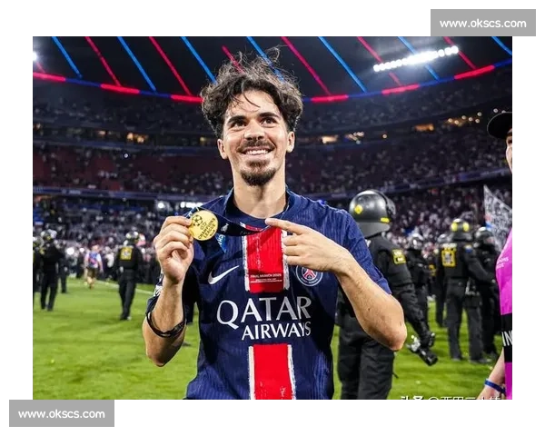 梅西暴怒挥拳维蒂尼亚!世俱杯冲突引爆足坛争议,赛后拥抱上演戏剧性反转 梅西暴怒挥拳维蒂尼亚!世俱杯冲突引爆足坛争议,赛后拥抱上演戏剧性反转